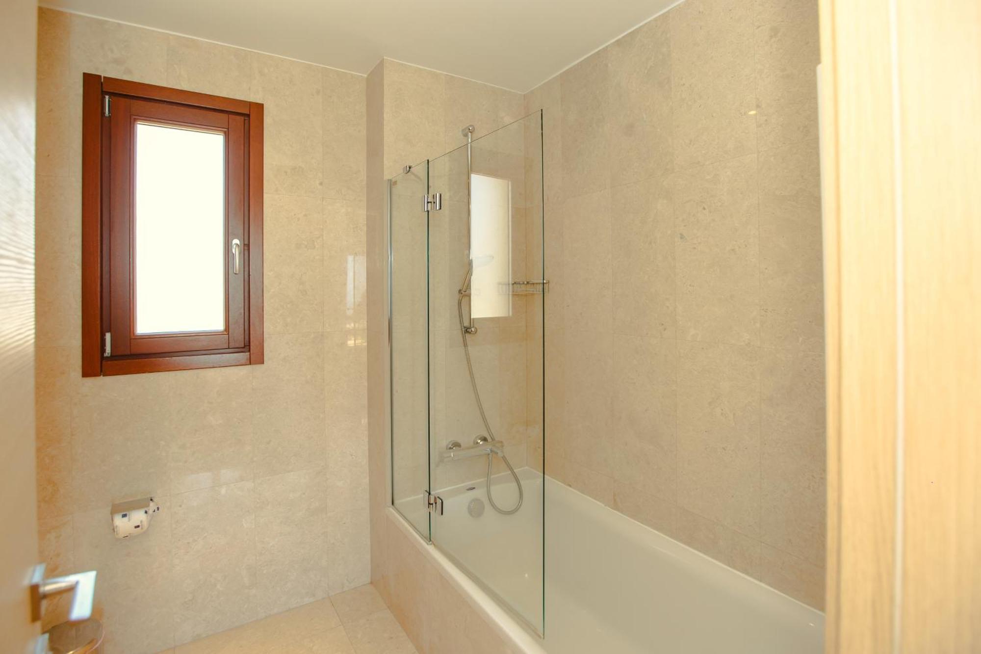 Villa Luxury Aj 04 With Private Heated Pool