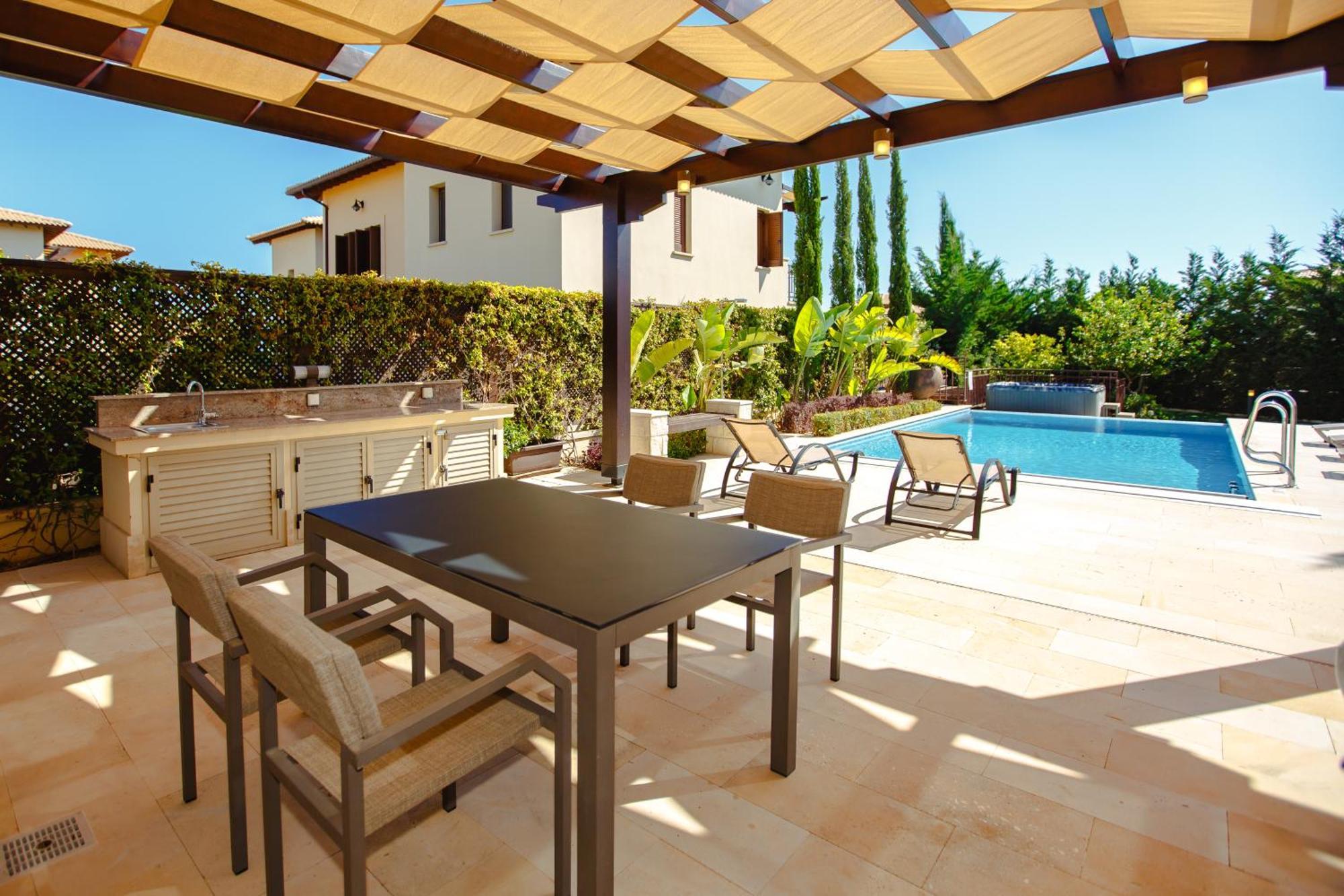 Luxury Aj 04 With Private Heated Pool Villa Kouklia