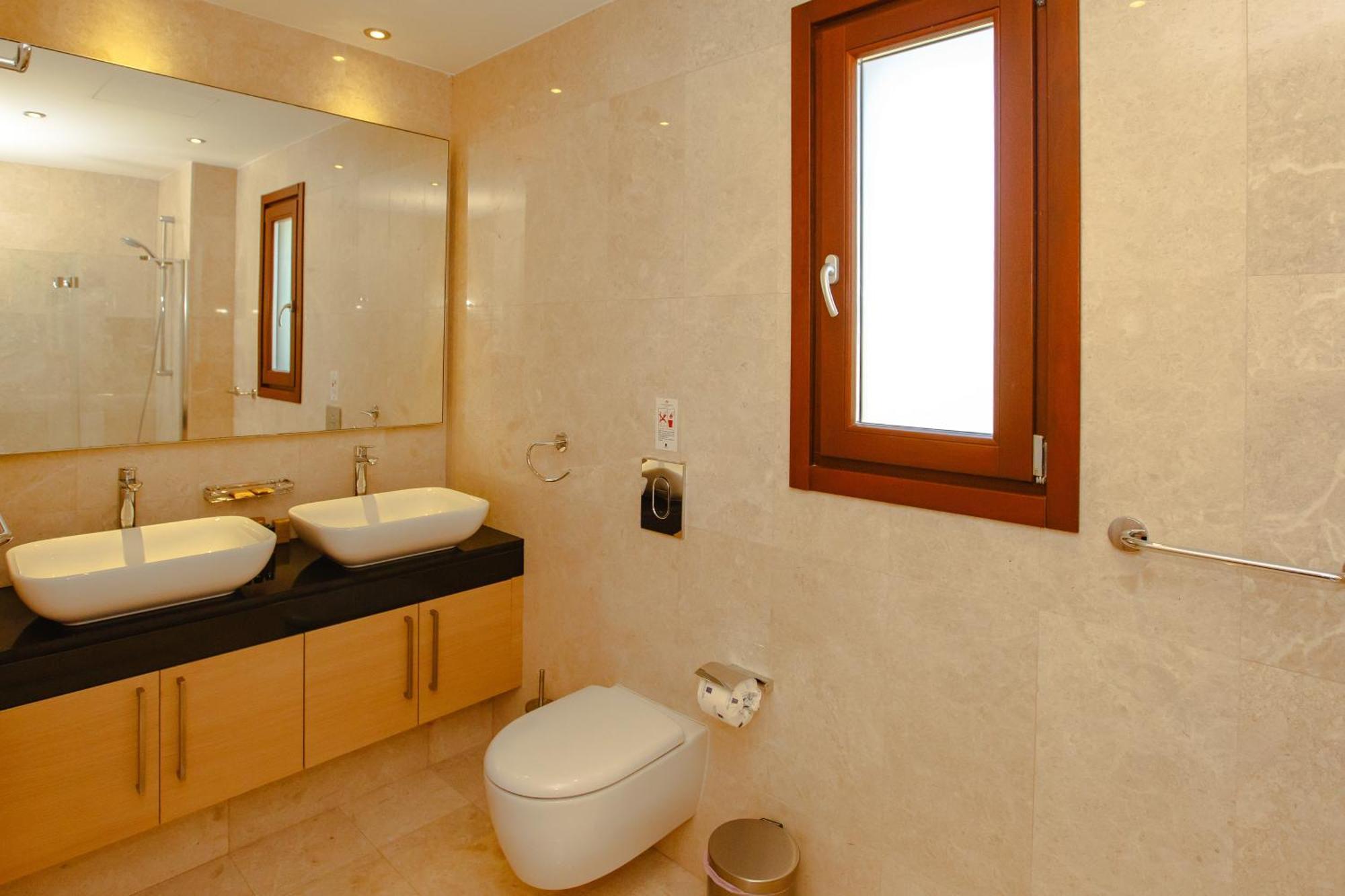 Luxury Aj 04 With Private Heated Pool * Kouklia