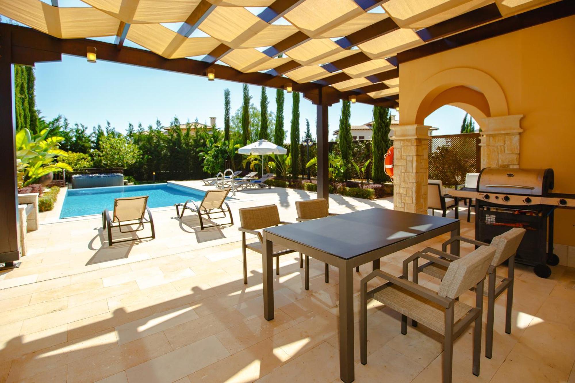 Villa Luxury Aj 04 With Private Heated Pool *